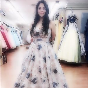 Meet your Posher, Frida